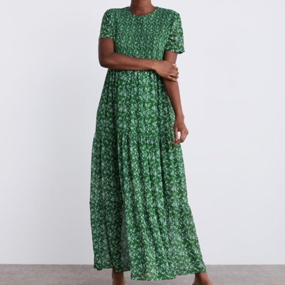 zara green printed dress Zara Green Chain Print Pleated Front Long Sleeve Button Mini A-Line Dr –  Brie main image 1